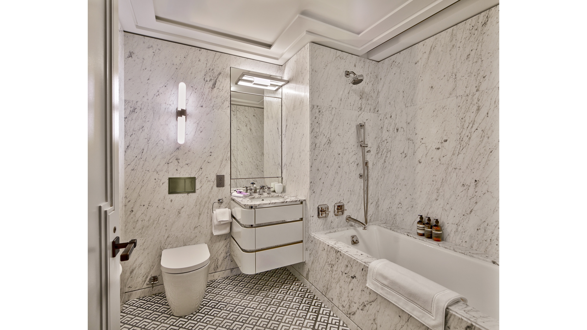 301 Park Avenue 2105 Midtown East New York NY 10022