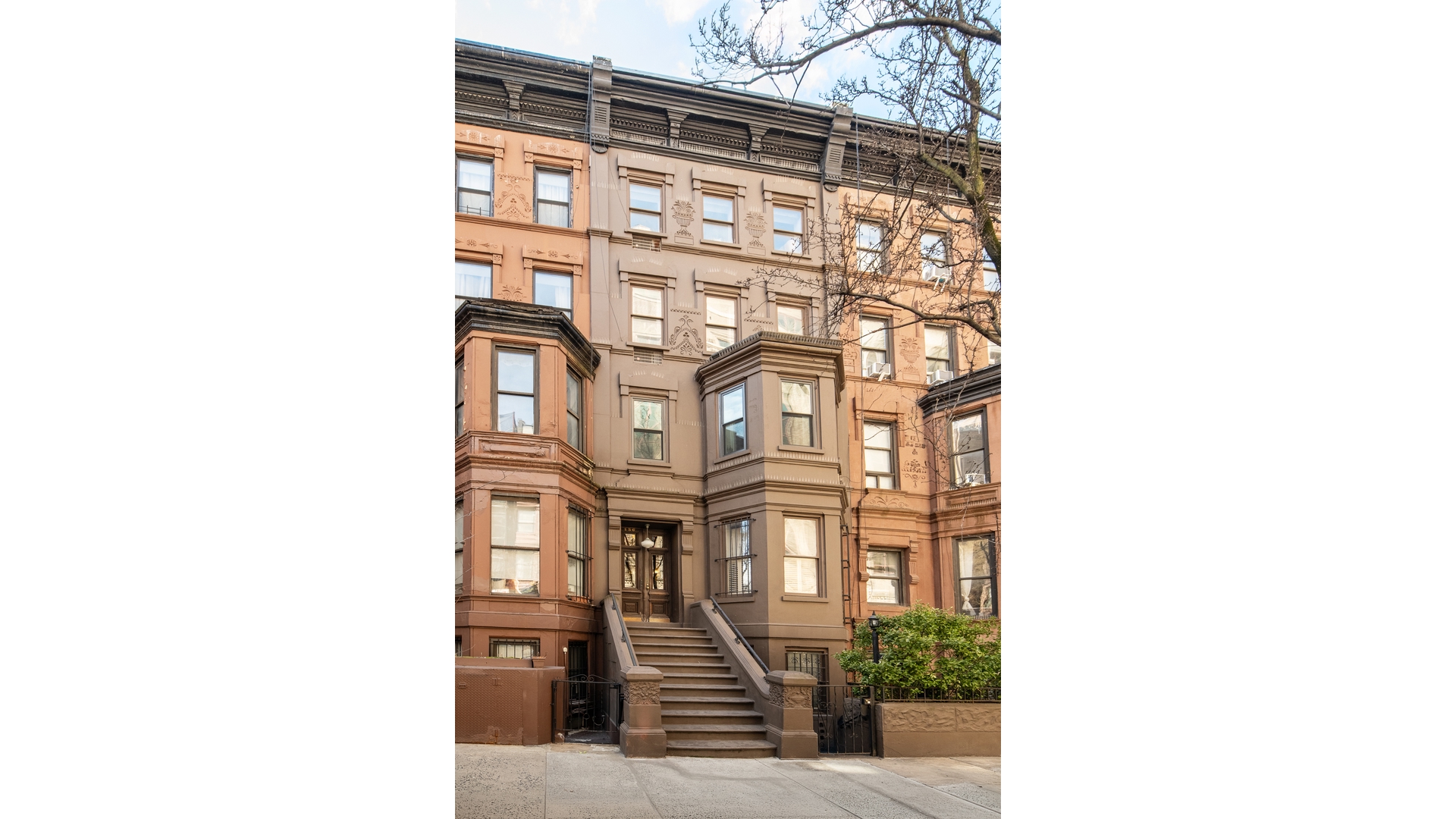 136 West 70th Street 3 Lincoln Square New York NY 10023
