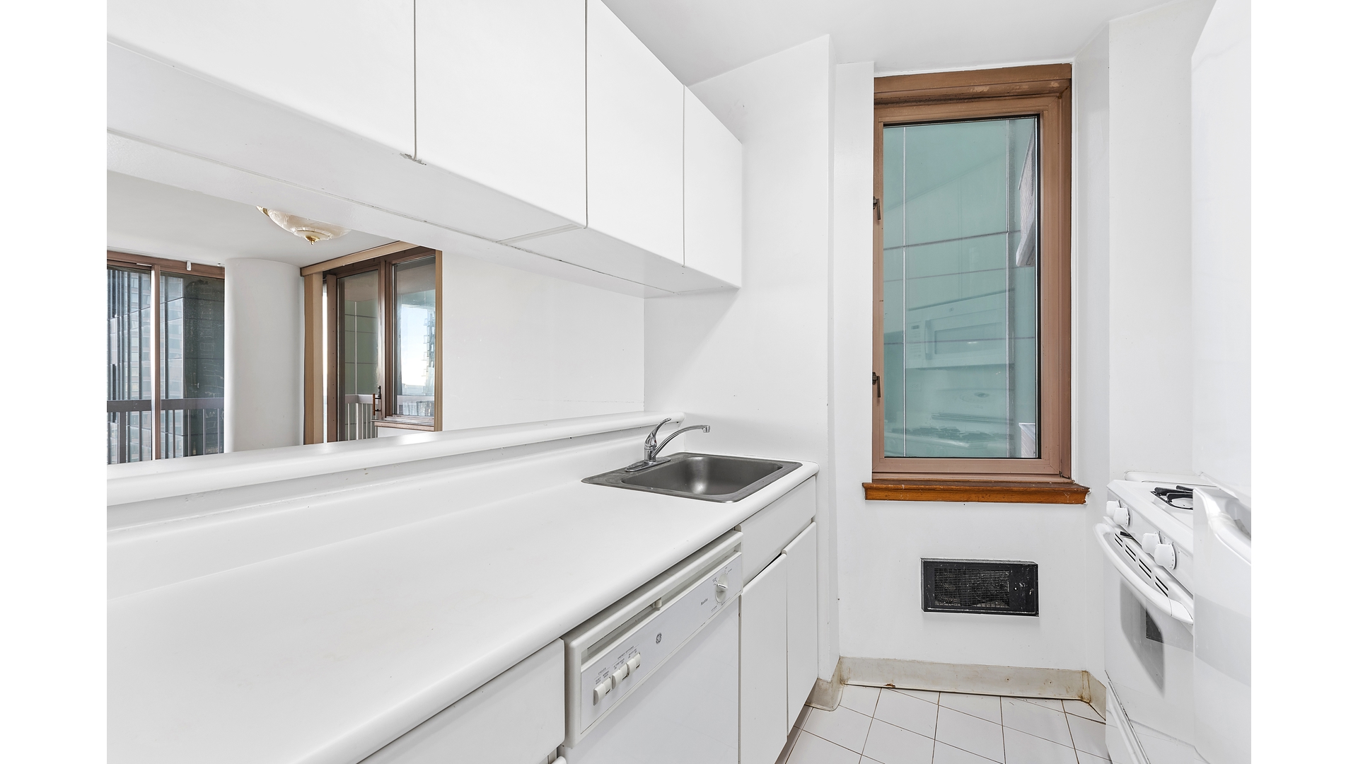 235 East 40th Street 31C Murray Hill New York NY 10016