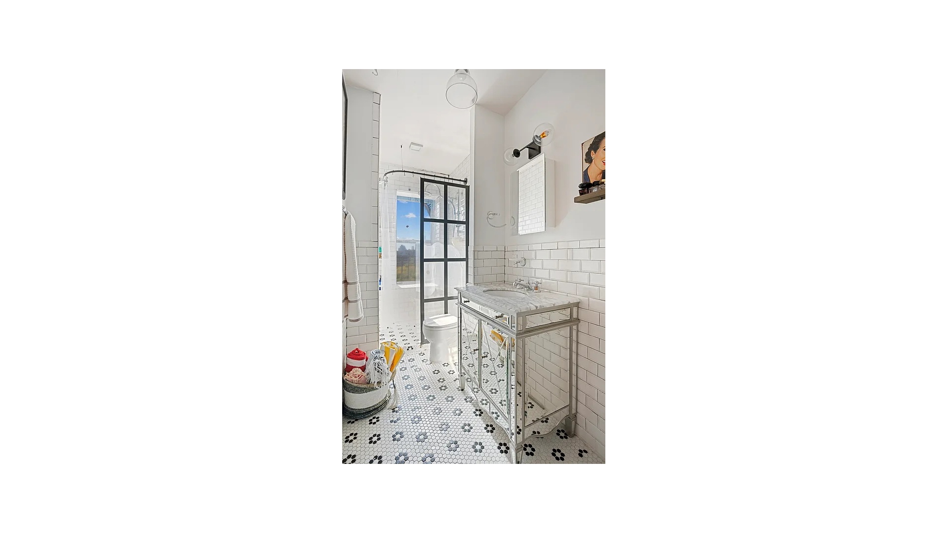 195 South 4th Street E5 Williamsburg Brooklyn NY 11211