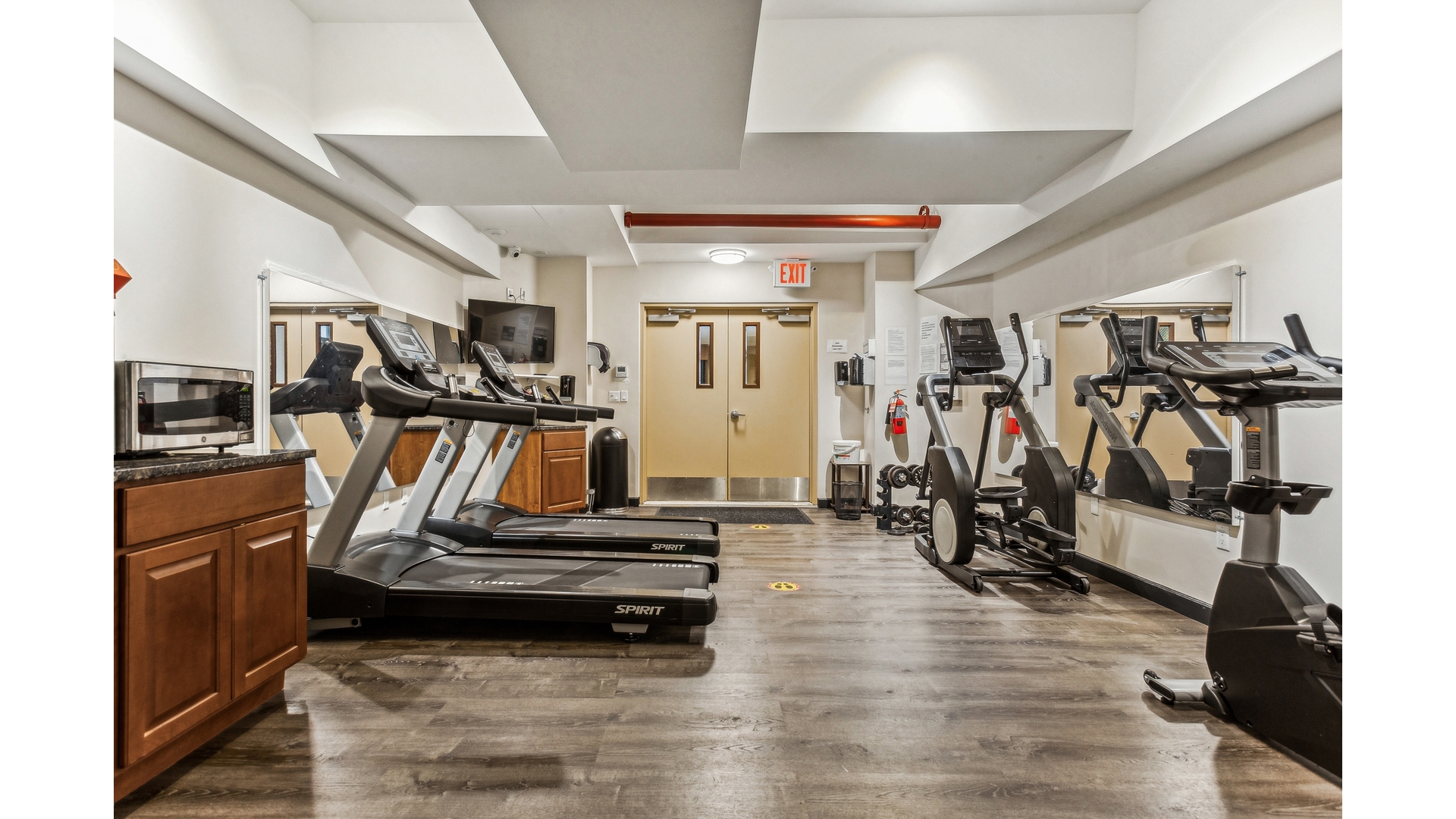 118-17 Union Turnpike 21K Forest Hills Queens NY 11375