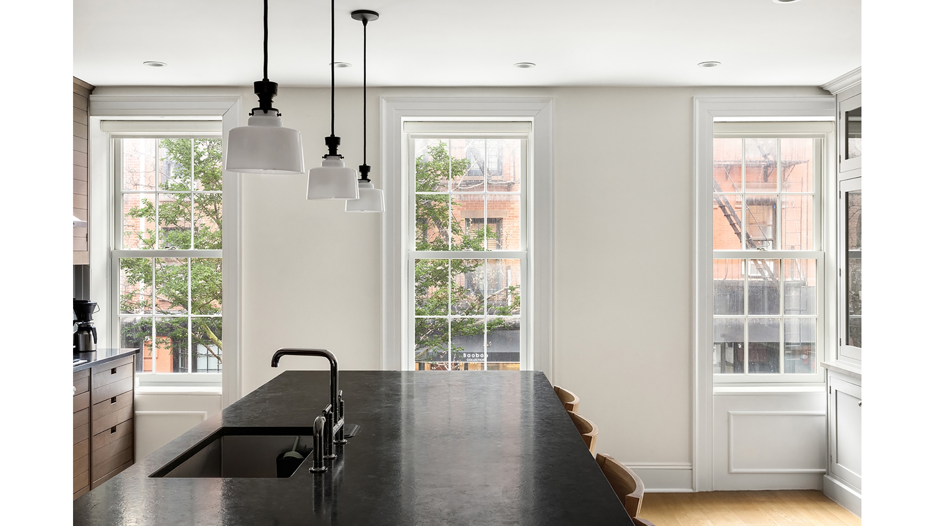 395 Bleecker Street N/A W. Greenwich Village New York NY 10014