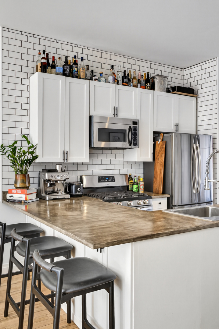 98 Havemeyer Street 6A Williamsburg Brooklyn NY 11211