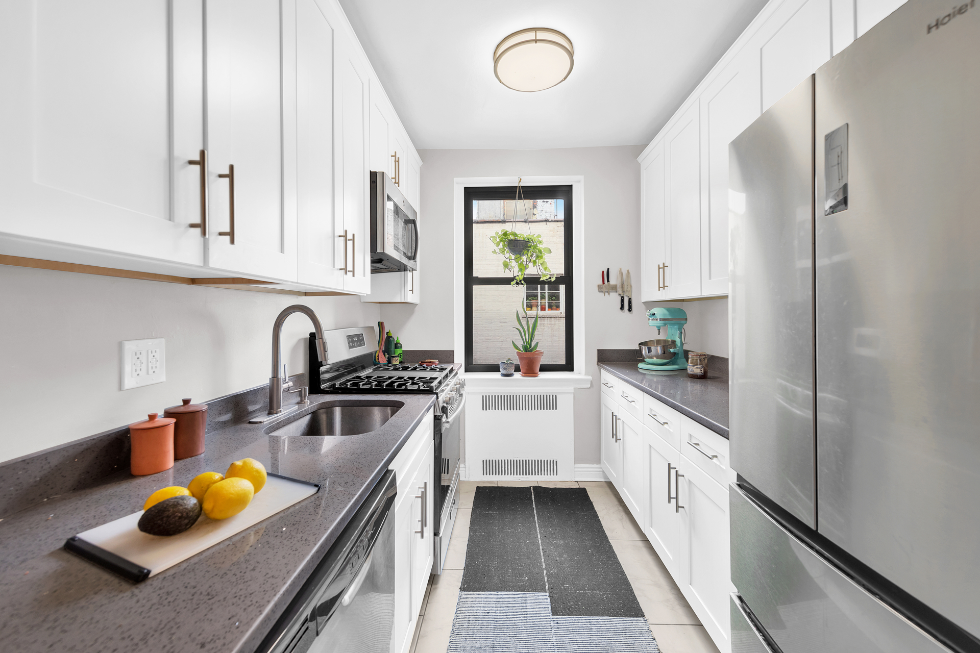 385 Argyle Road 4H Ditmas Park Brooklyn NY 11218