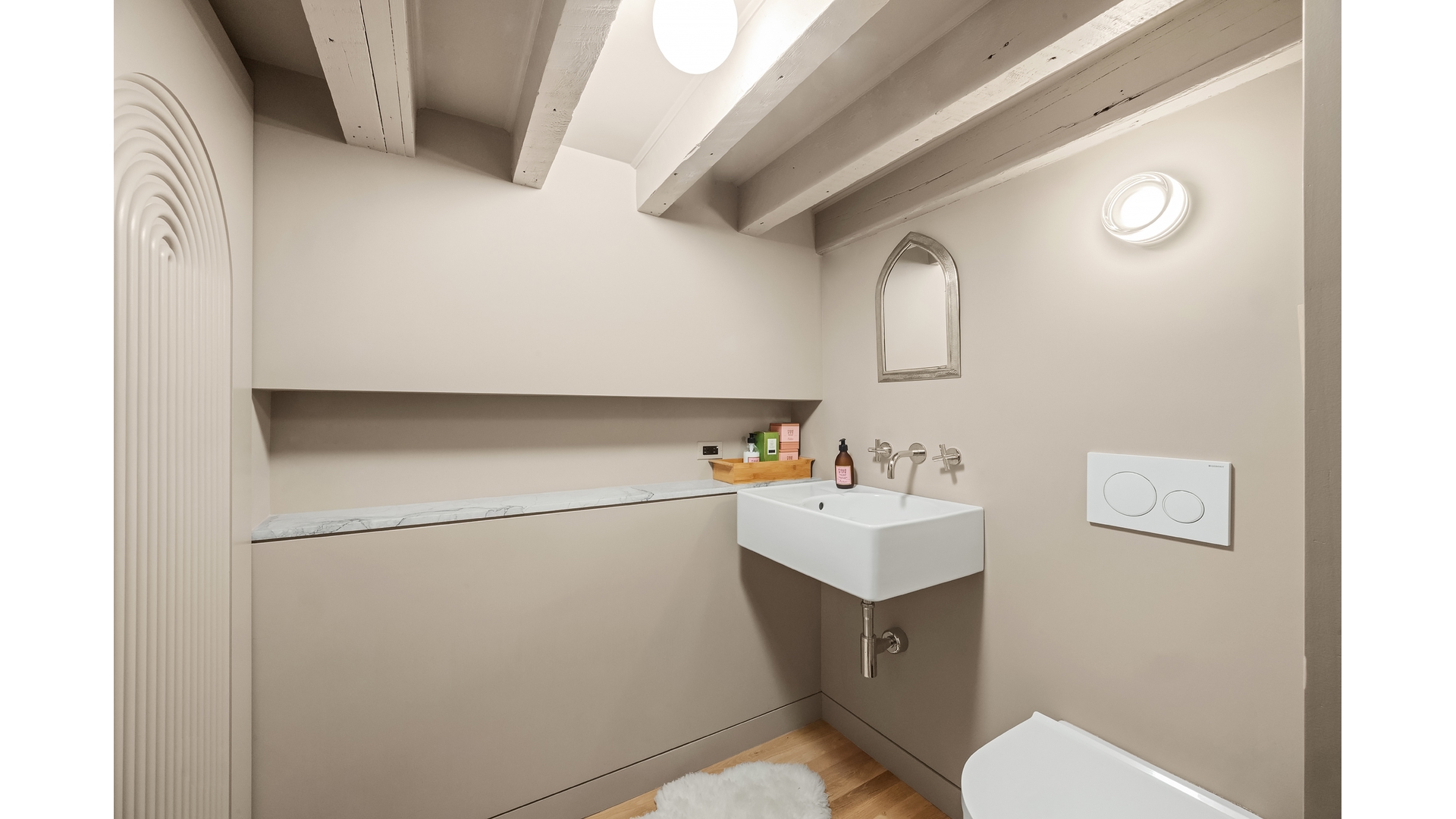 132-134 Greene Street 3R Soho New York NY 10013