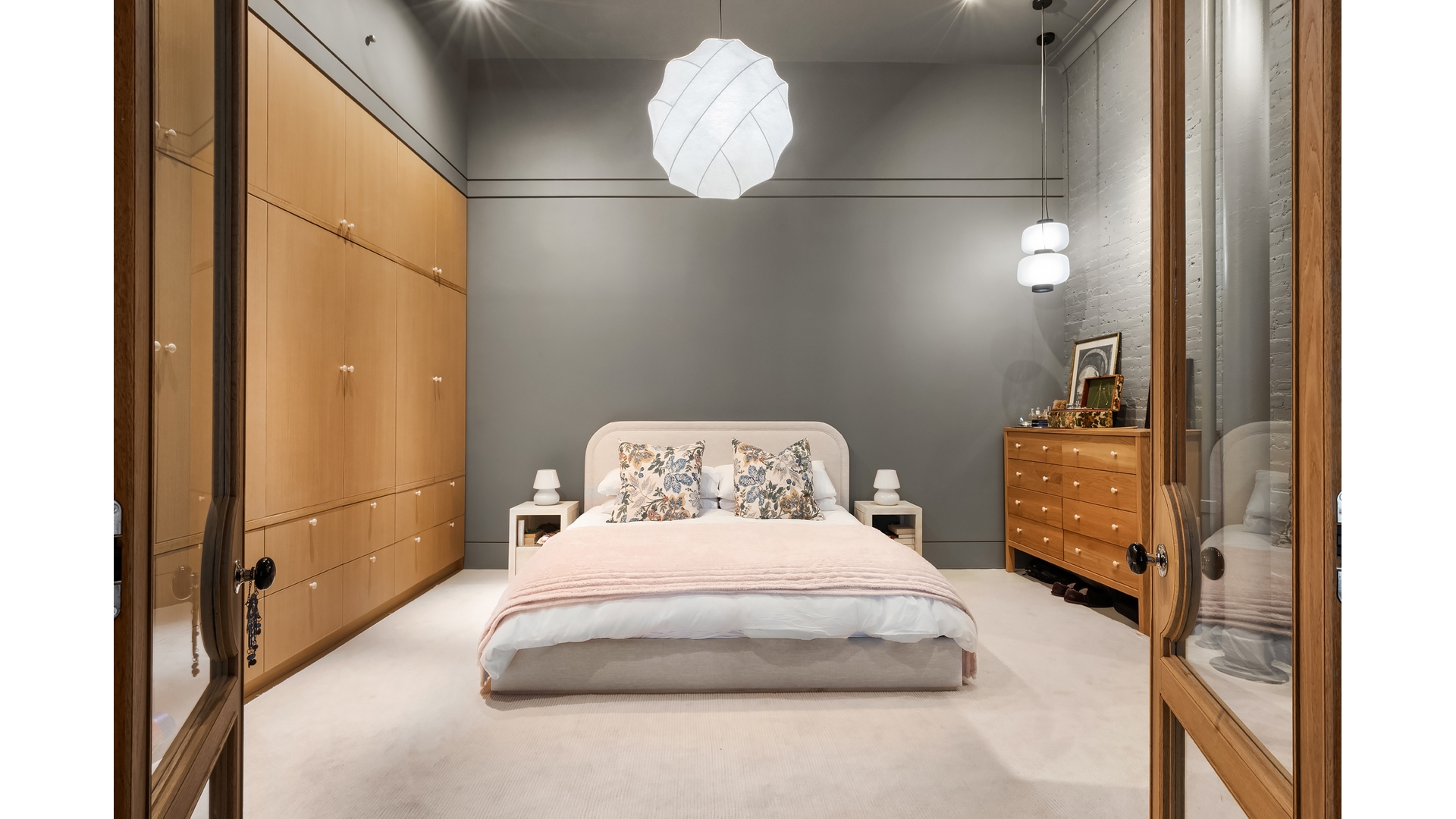 132-134 Greene Street 3R Soho New York NY 10013