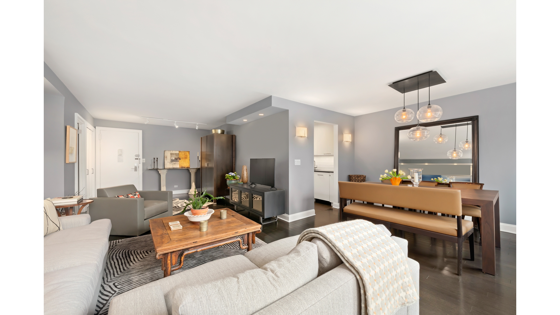 201 East 21st Street 8P Gramercy Park New York NY 10010