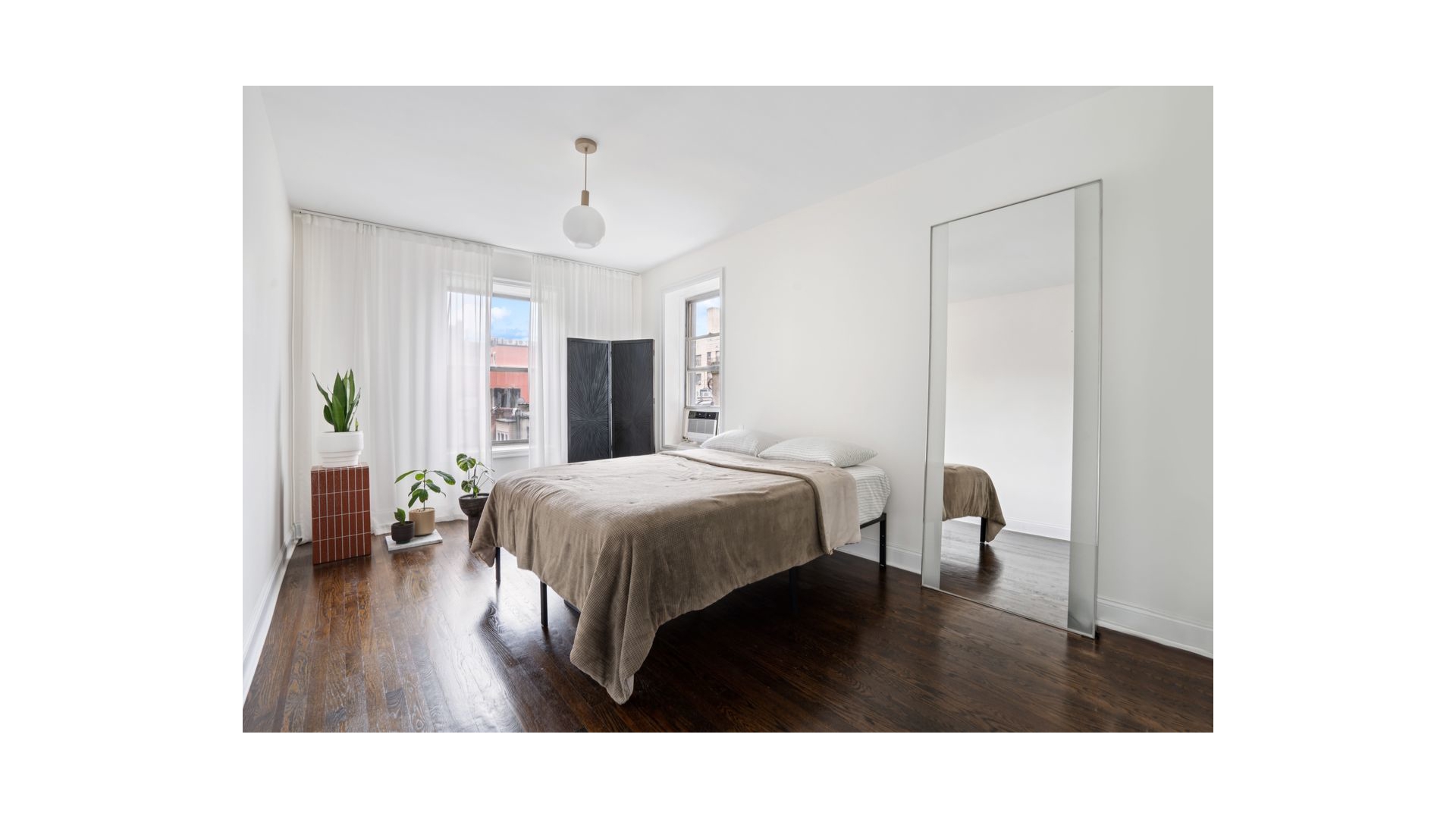 1075 Grand Concourse 1G Concourse Bronx NY 10452