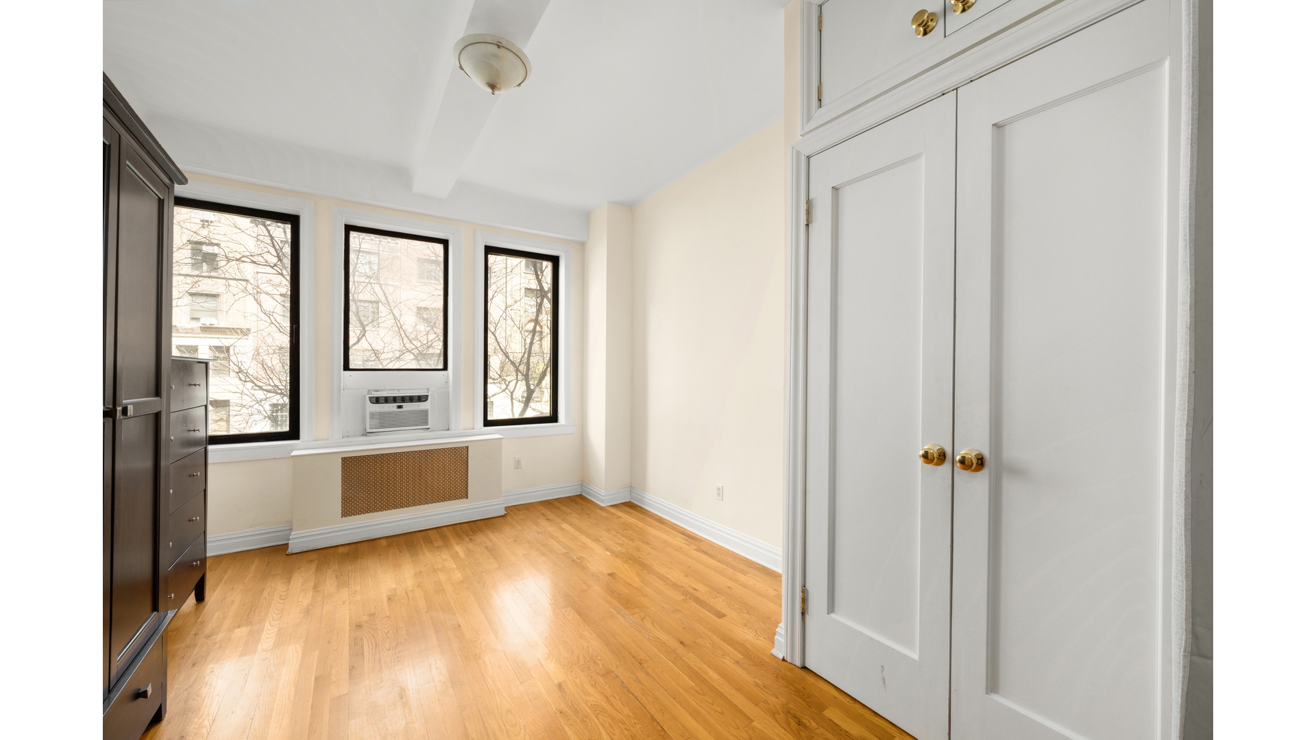 118 West 72nd Street 201 Lincoln Square New York NY 10023