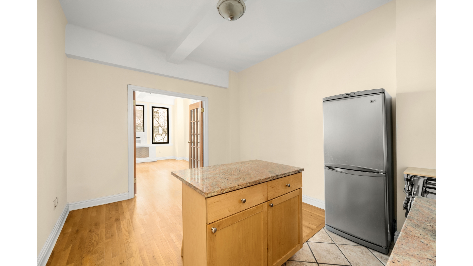 118 West 72nd Street 201 Lincoln Square New York NY 10023