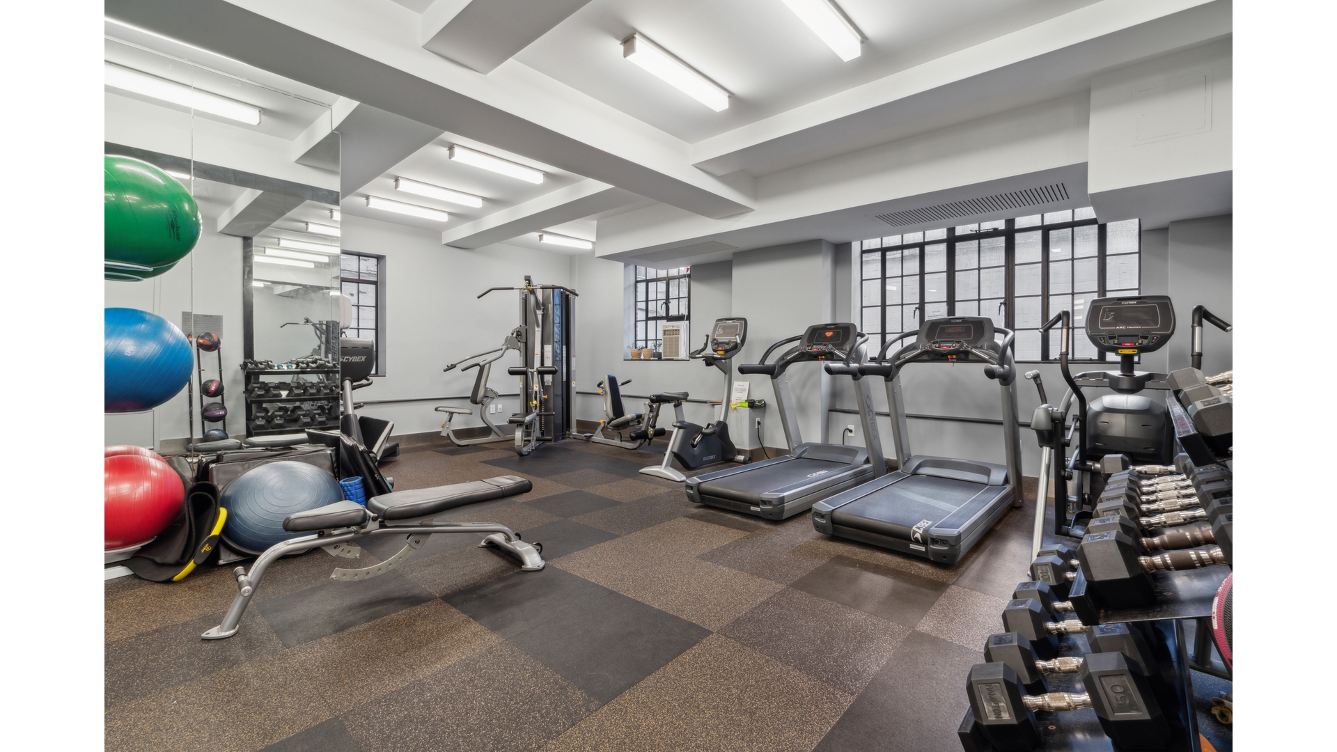 25 Monroe Place 10D Brooklyn Heights Brooklyn NY 11201