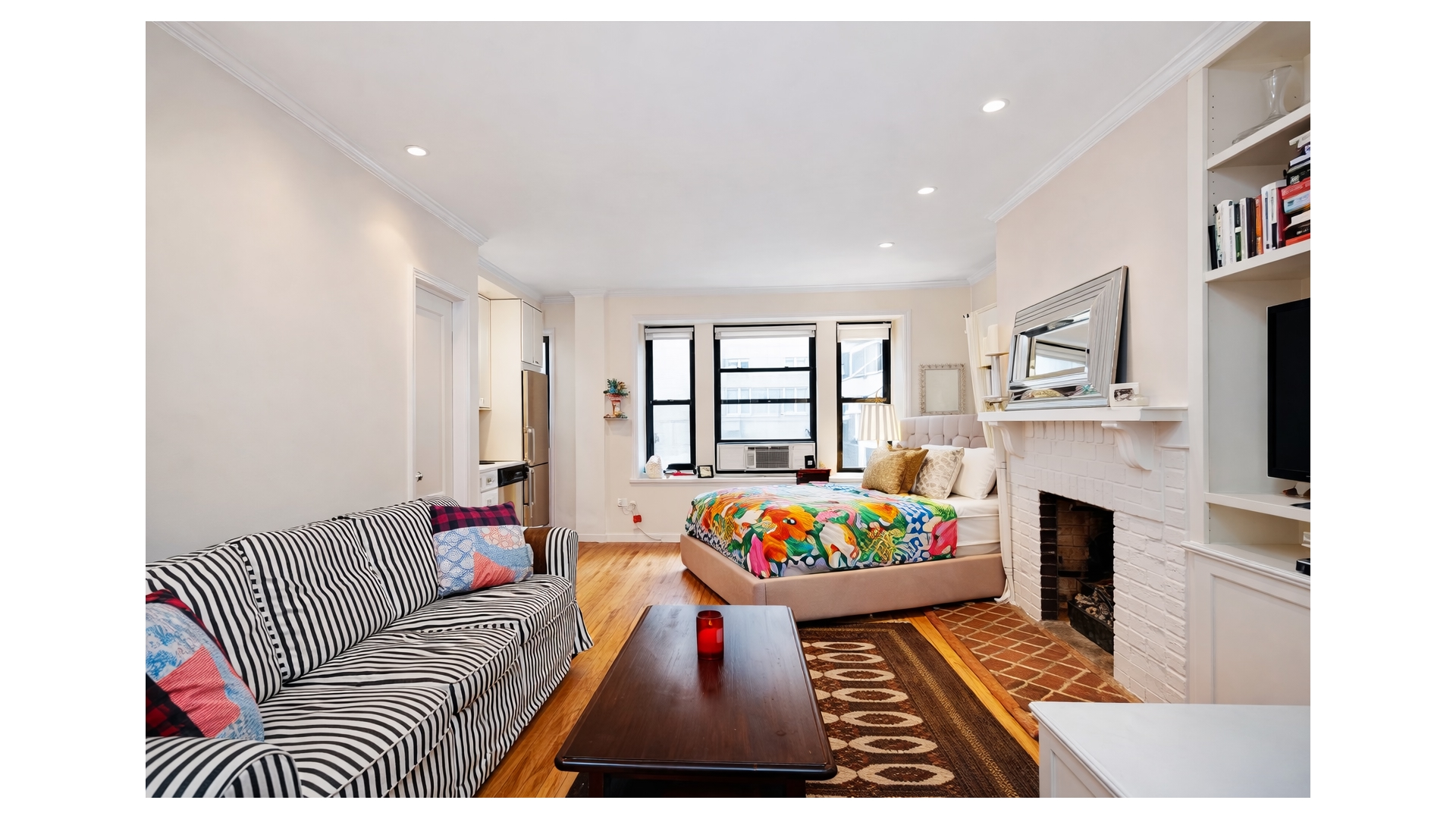 22 Grove Street 5C W. Greenwich Village New York NY 10014