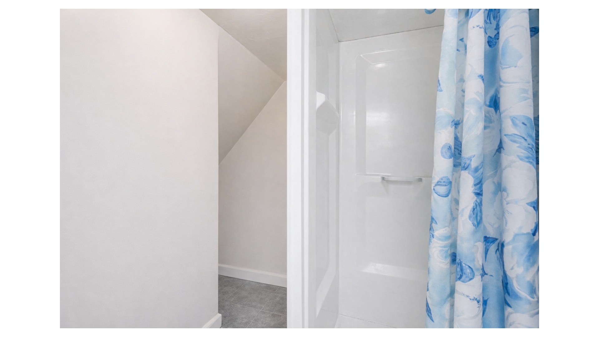 1942 61st Street Mapleton Brooklyn NY 11204