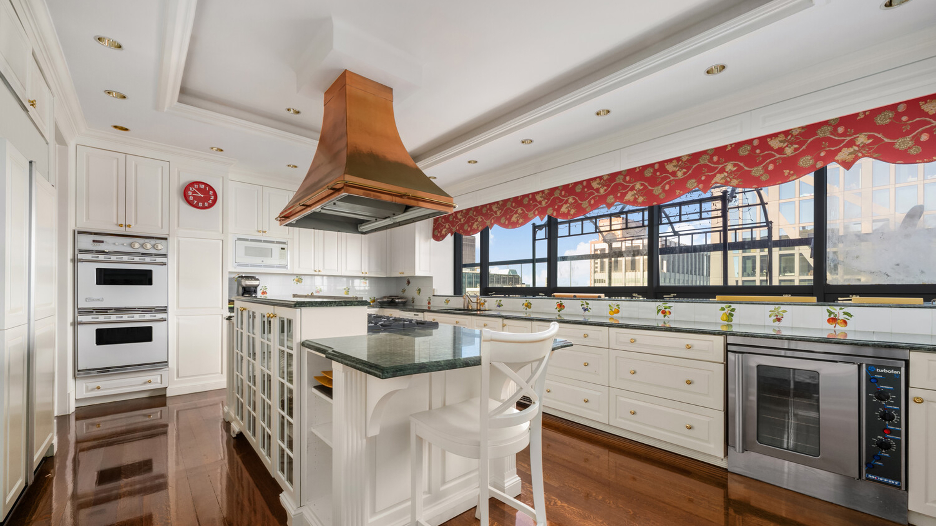 15 West 53rd Street Midtown West New York NY 10019