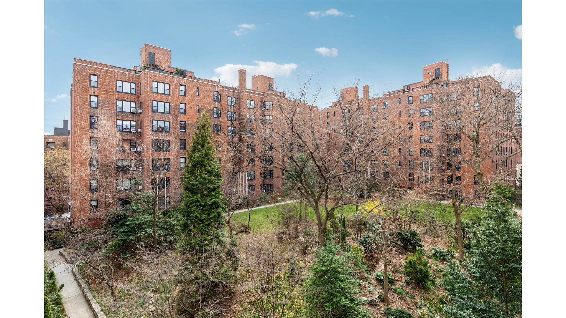 72 Park Terrace West E67 Inwood New York NY 10034