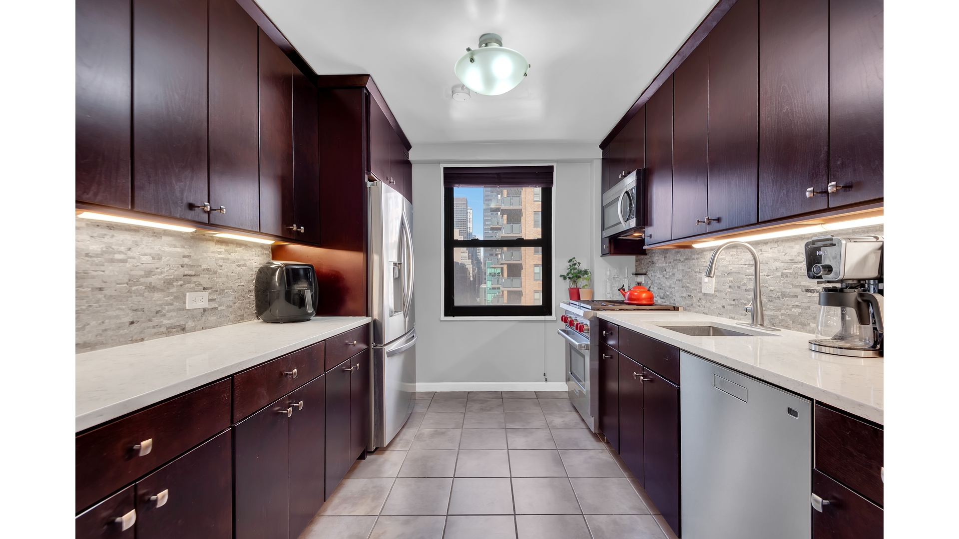 305 East 40th Street 17JK Tudor City New York NY 10016