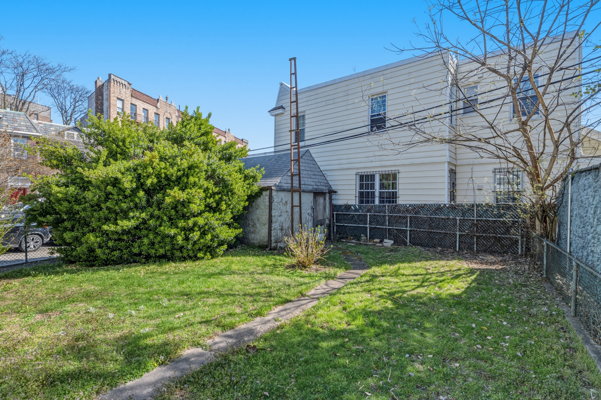 59-34 41st Avenue Woodside Queens NY 11377