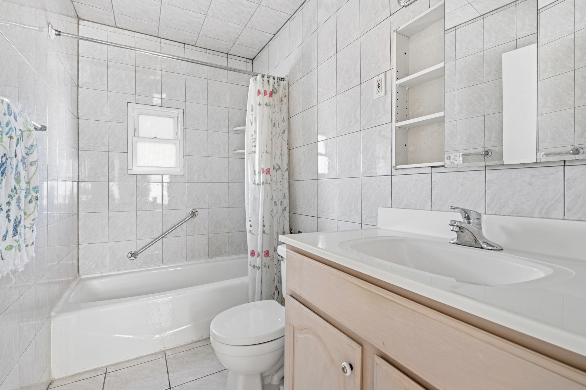 59-34 41st Avenue Woodside Queens NY 11377