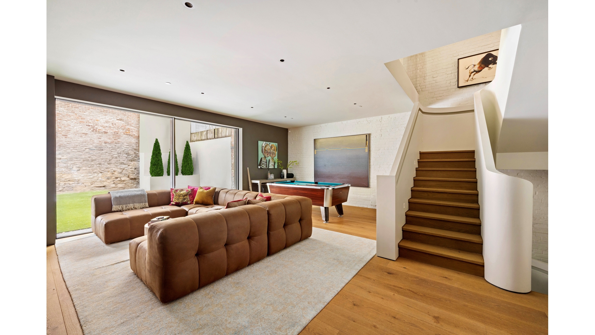 345-347 West 19th Street Chelsea New York NY 10011