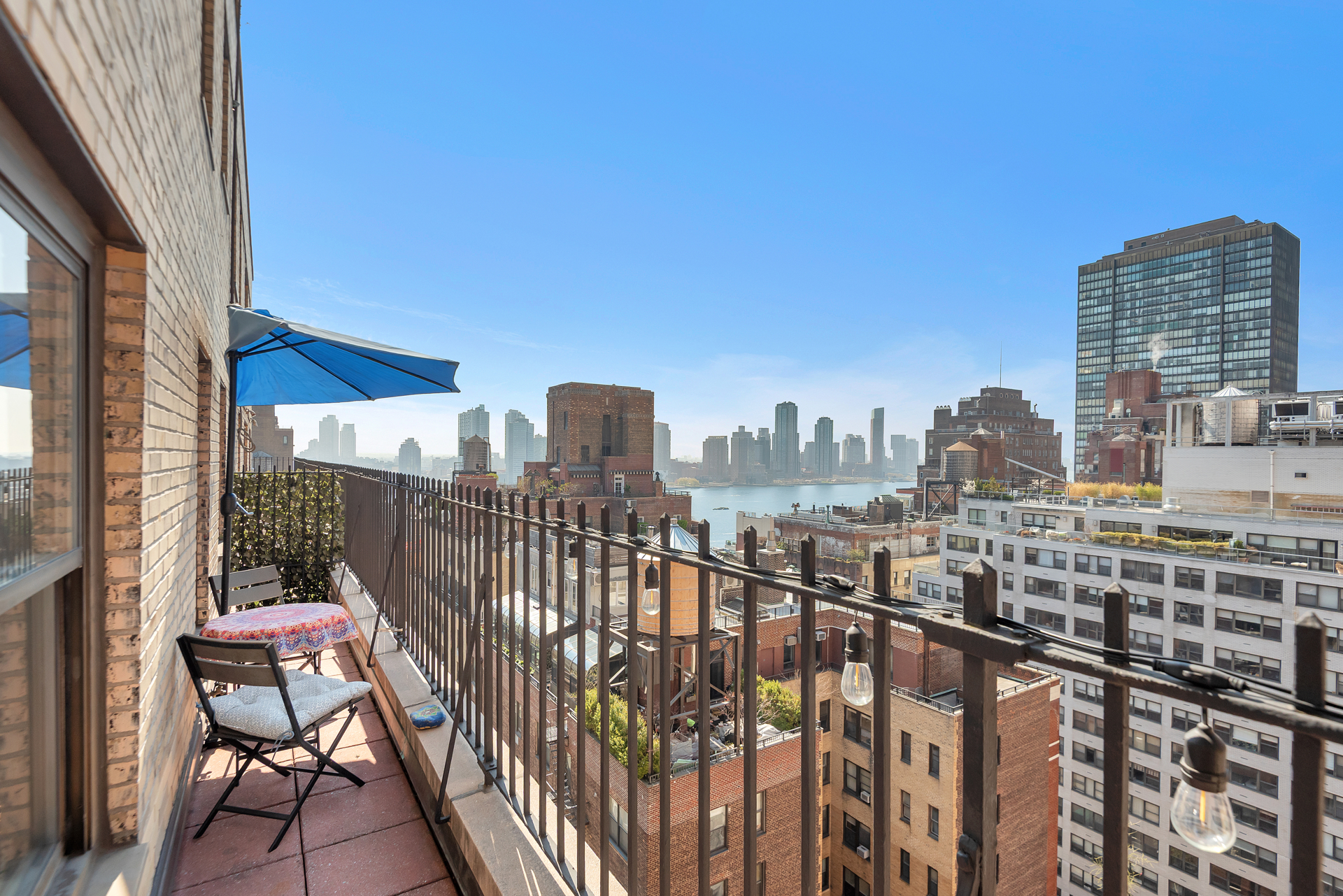 400 East 52nd Street 16G Beekman Place New York NY 10022