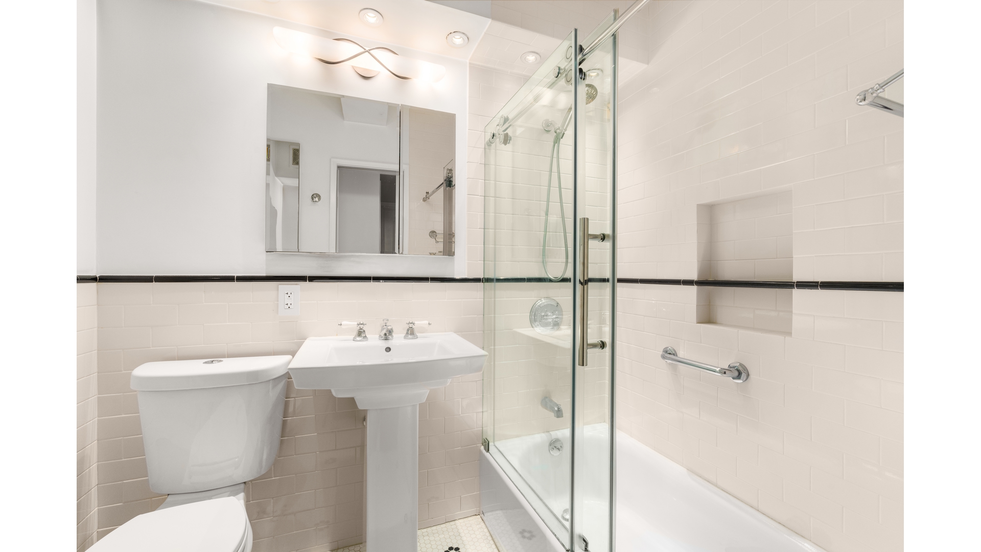 64 East 94th Street Carnegie Hill New York NY 10128