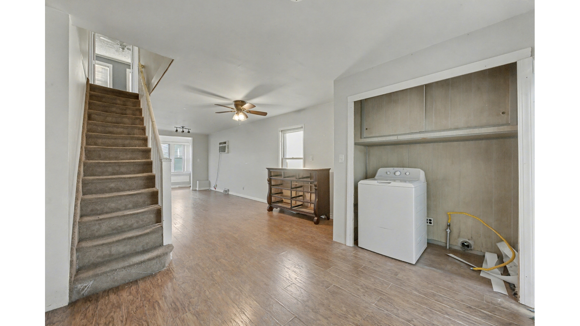 32 Dictum Court Gerritsen Beach Brooklyn NY 11229