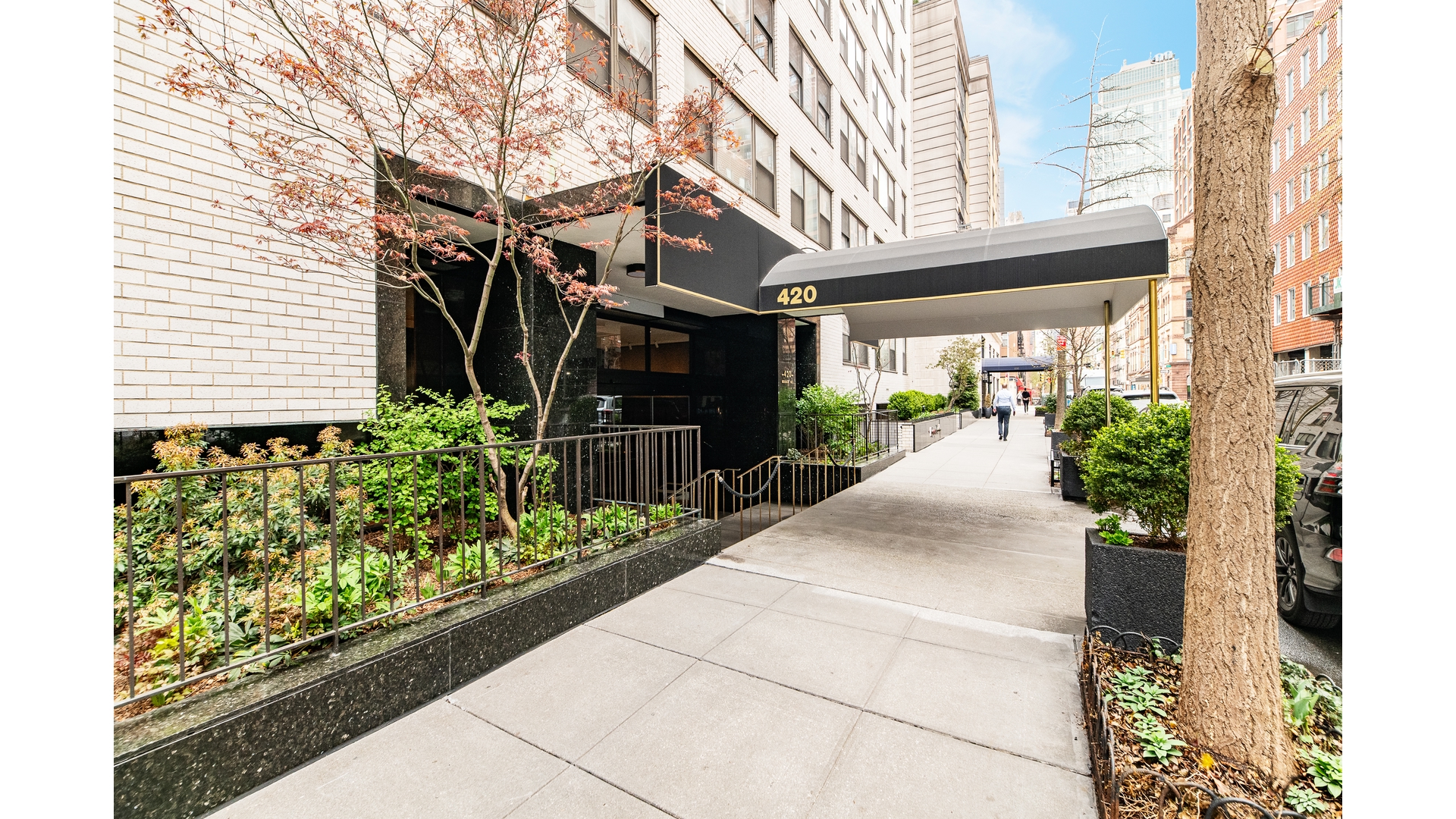 420 East 51st Street 6J Beekman Place New York NY 10022