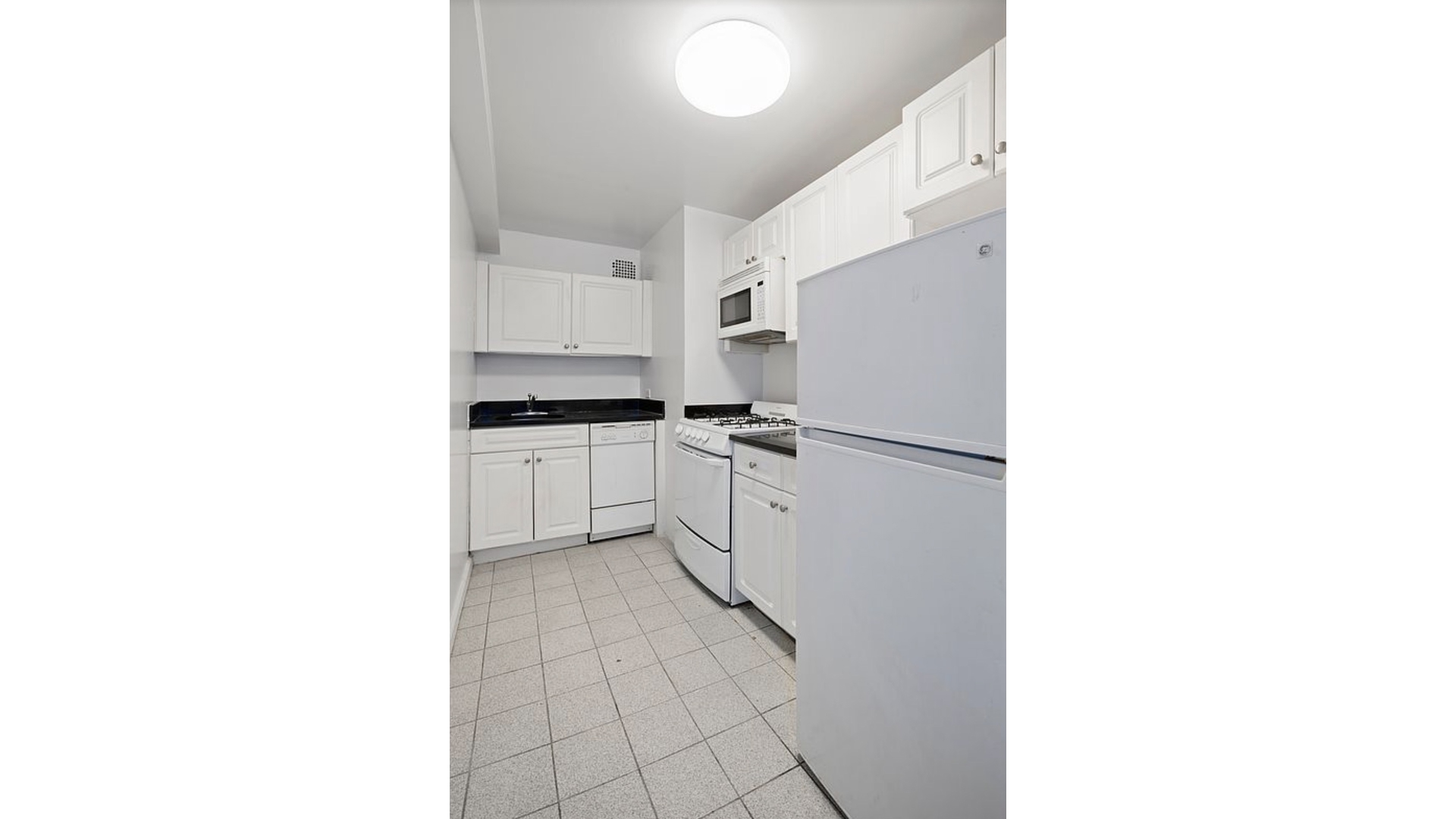 4 West 104th Street LA Upper West Side New York NY 10025