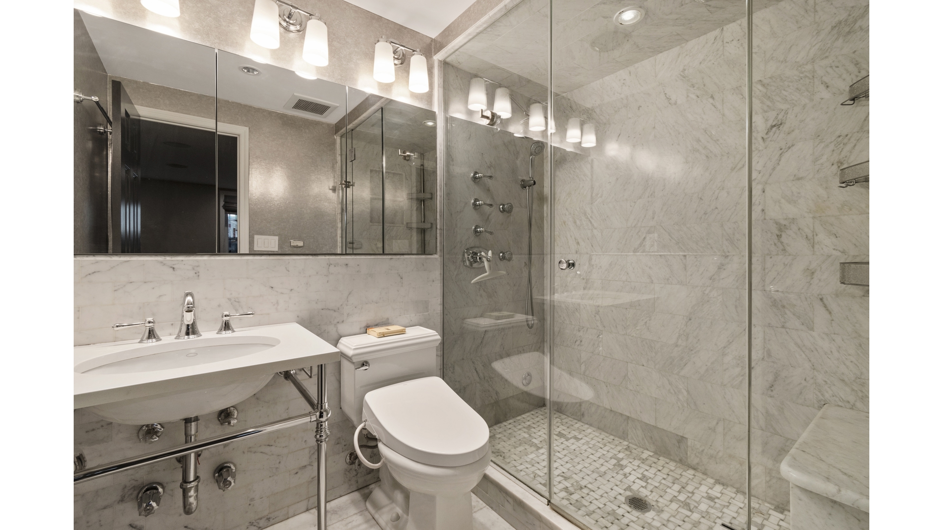 332 West 19th Street GARDEN Chelsea New York NY 10011