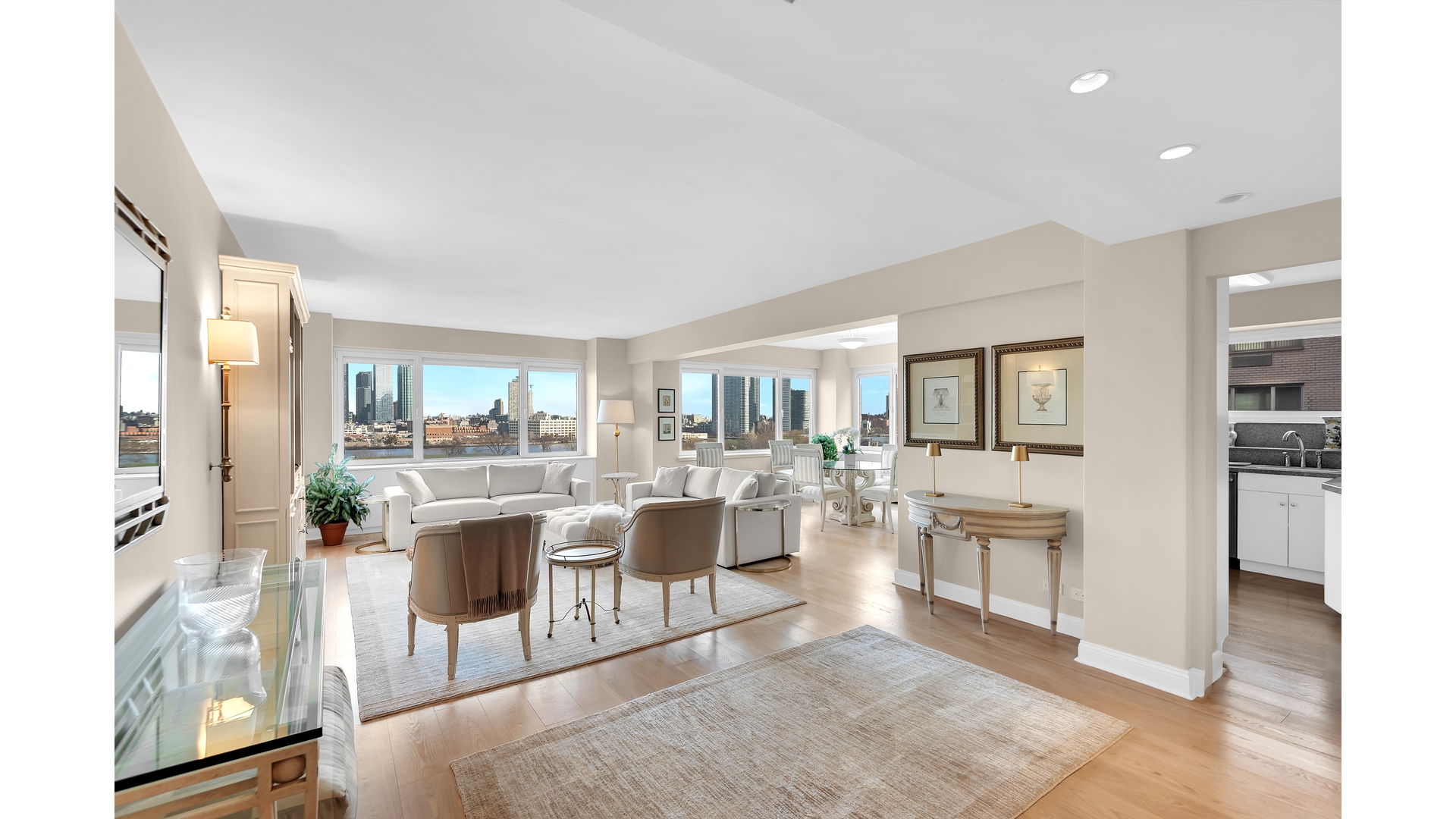 25 Sutton Place South 9N Sutton Place New York NY 10022