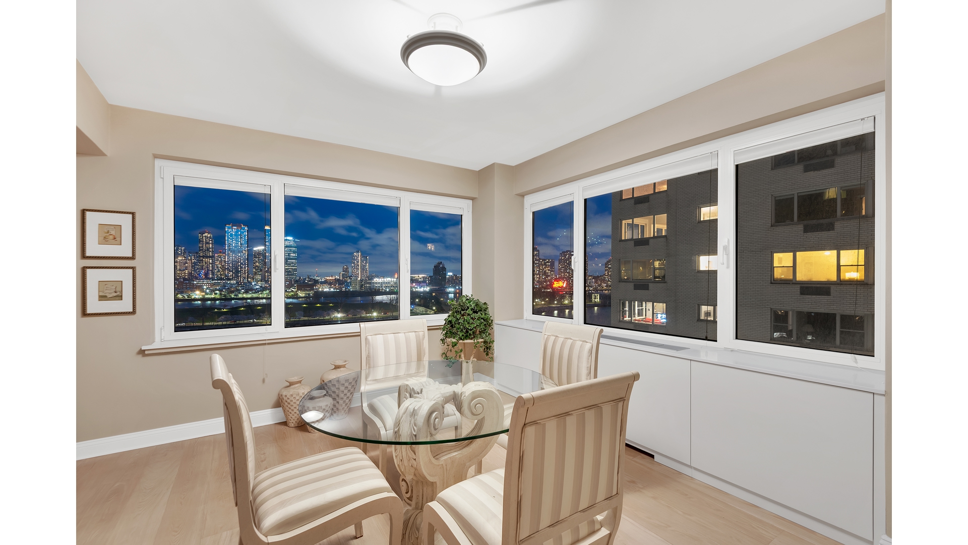 25 Sutton Place South 9N Sutton Place New York NY 10022