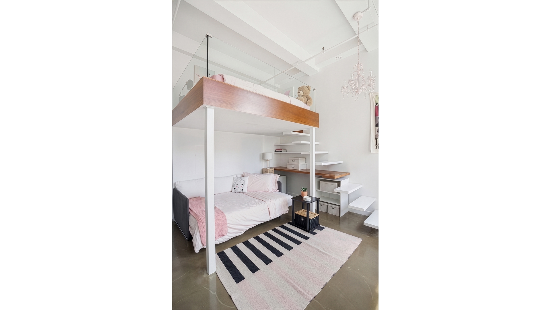 448 West 37th Street 9G Clinton New York NY 10018