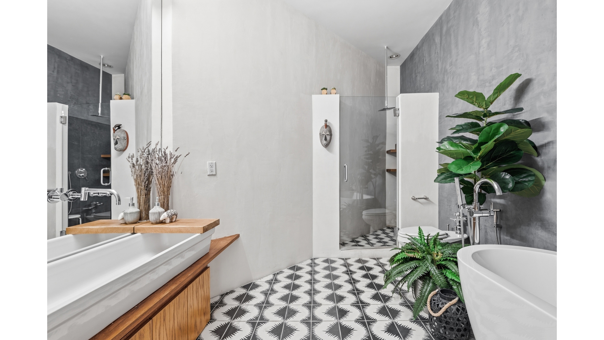 448 West 37th Street 9G Clinton New York NY 10018