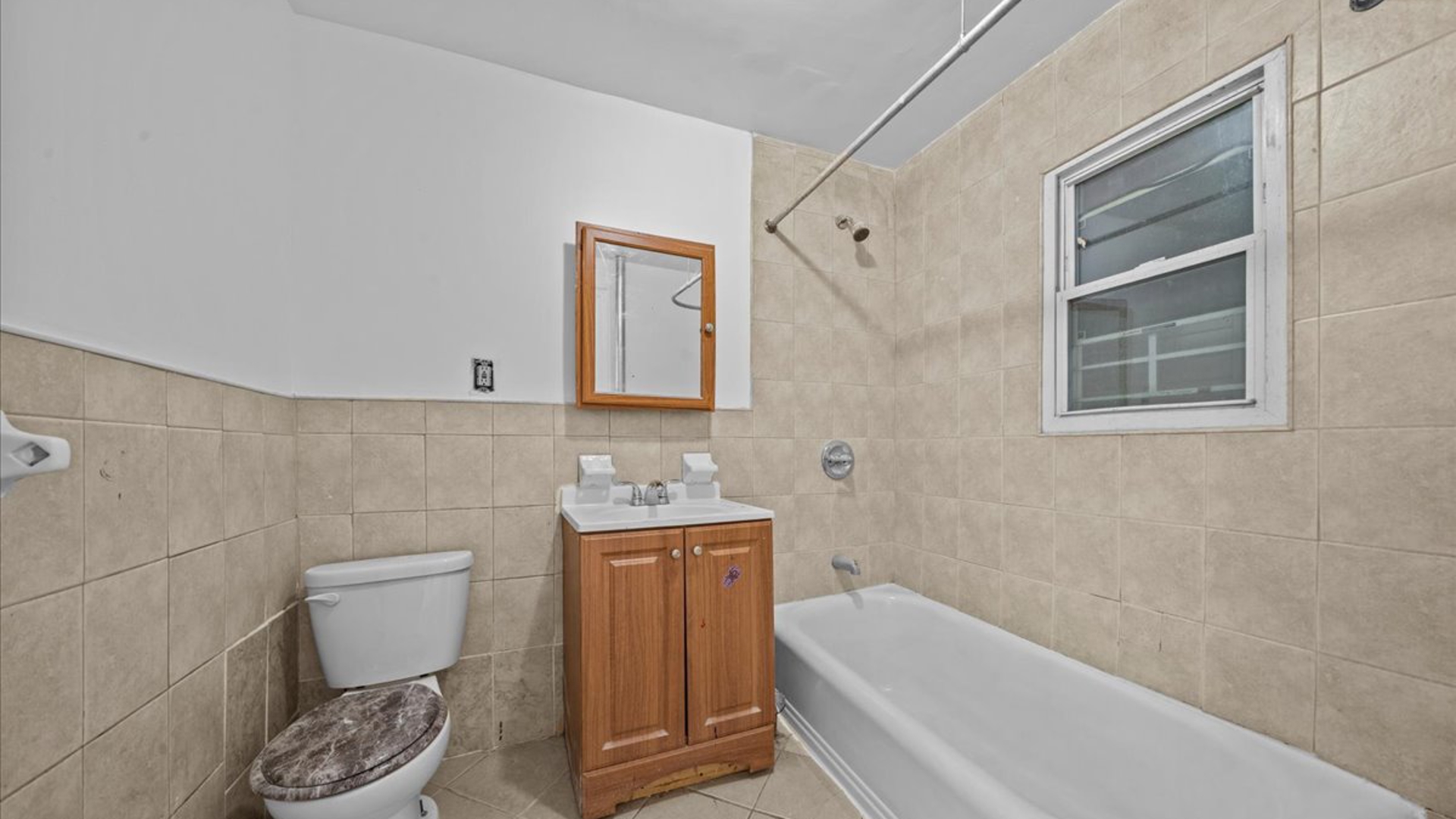 3143 Hull Avenue Norwood Bronx NY 10467