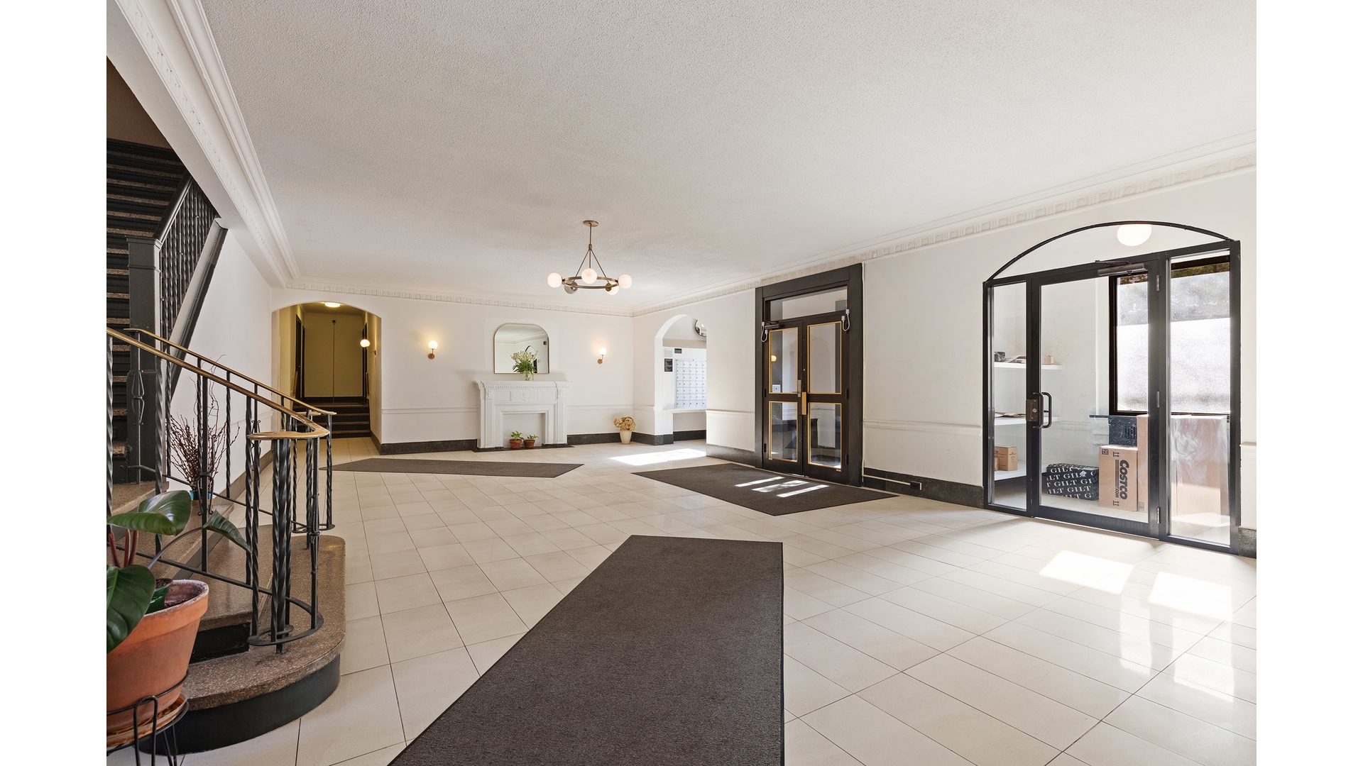 385 Argyle Road Ditmas Park Brooklyn NY 11218