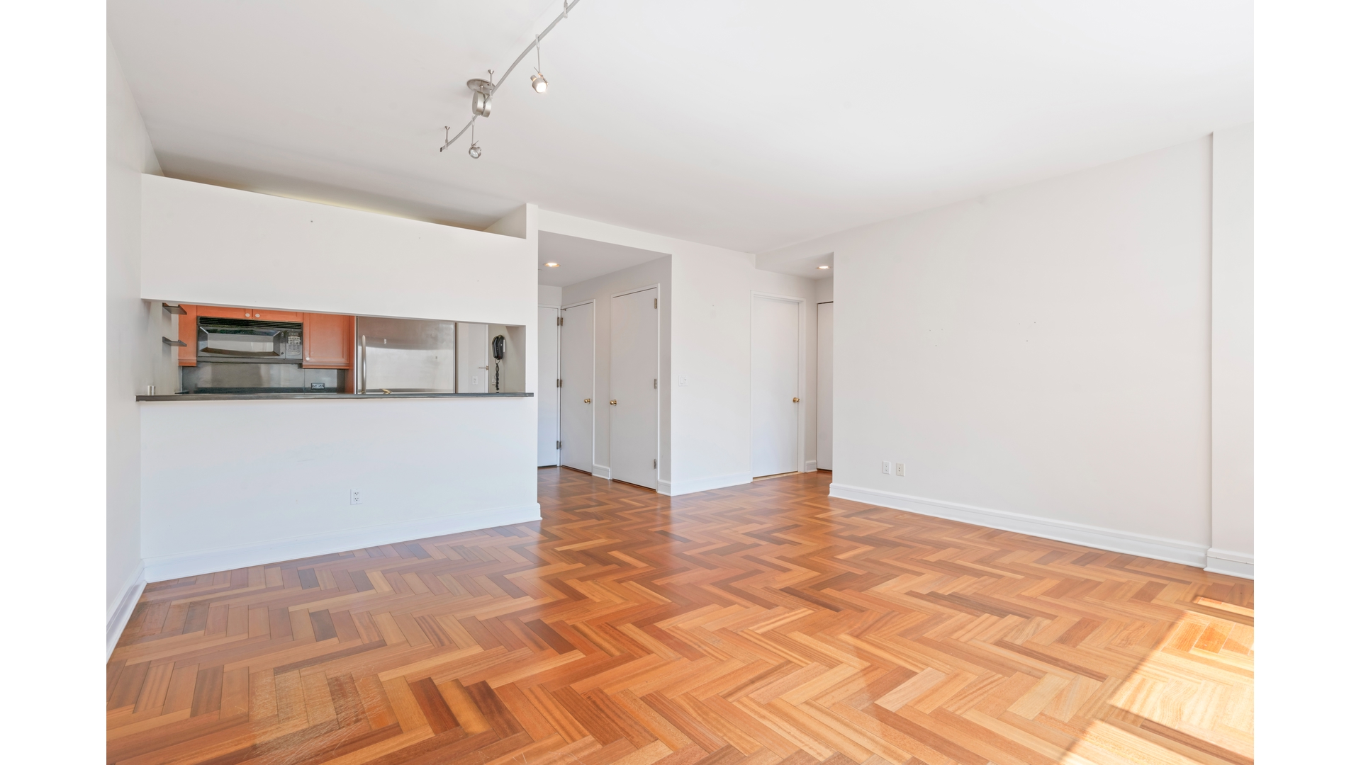 220 Riverside Blvd. 11U Lincoln Square New York NY 10069