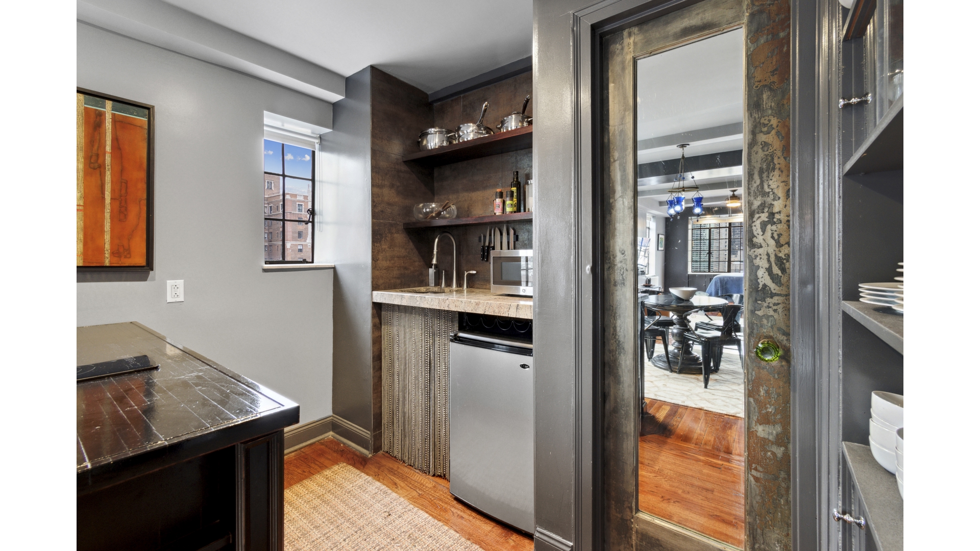 320 East 42nd Street Tudor City New York NY 10017