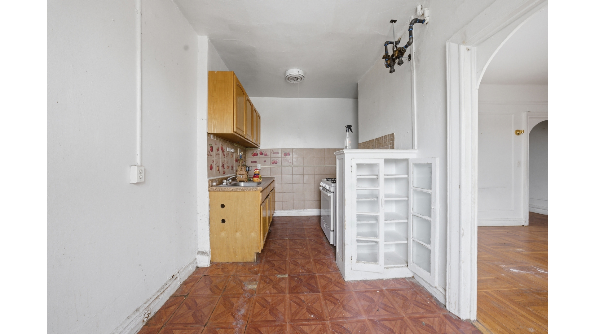 1715 Nelson Avenue 6C Morris Heights Bronx NY 10453