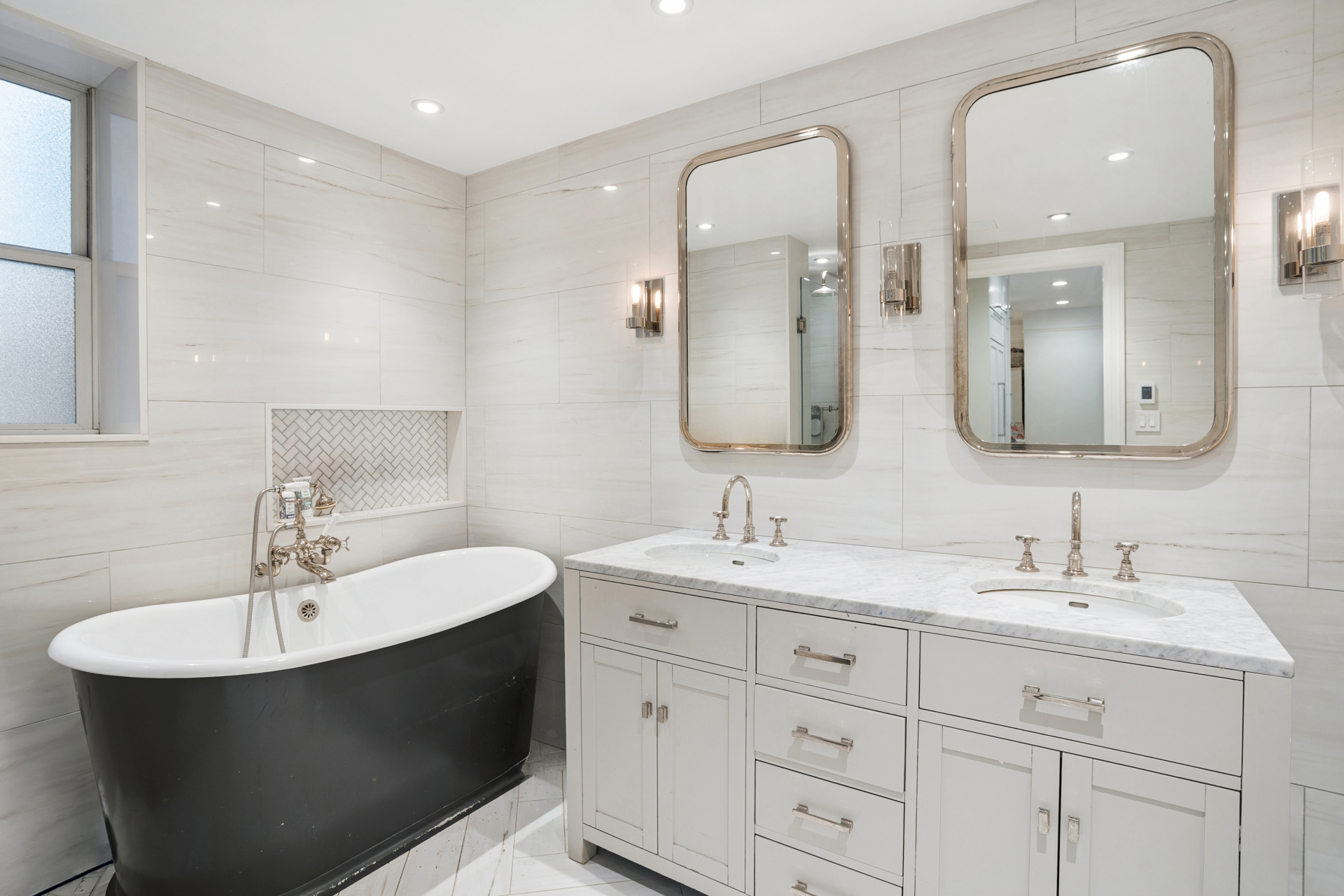 65 Montague Street 1D Brooklyn Heights Brooklyn NY 11201