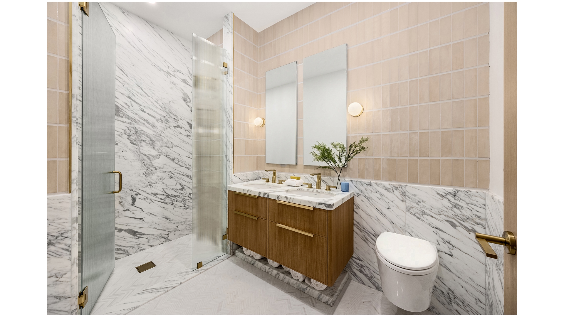 660 Lexington Avenue 2B Midtown East New York NY 10017