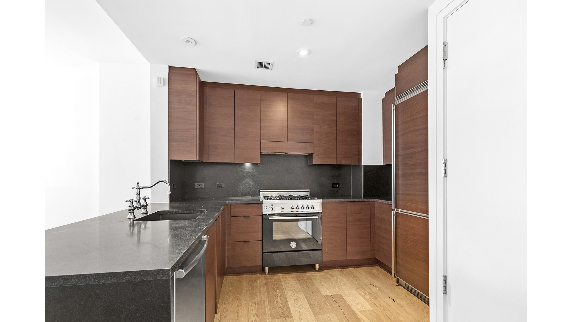 540 West 28th Street 8E Chelsea New York NY 10001