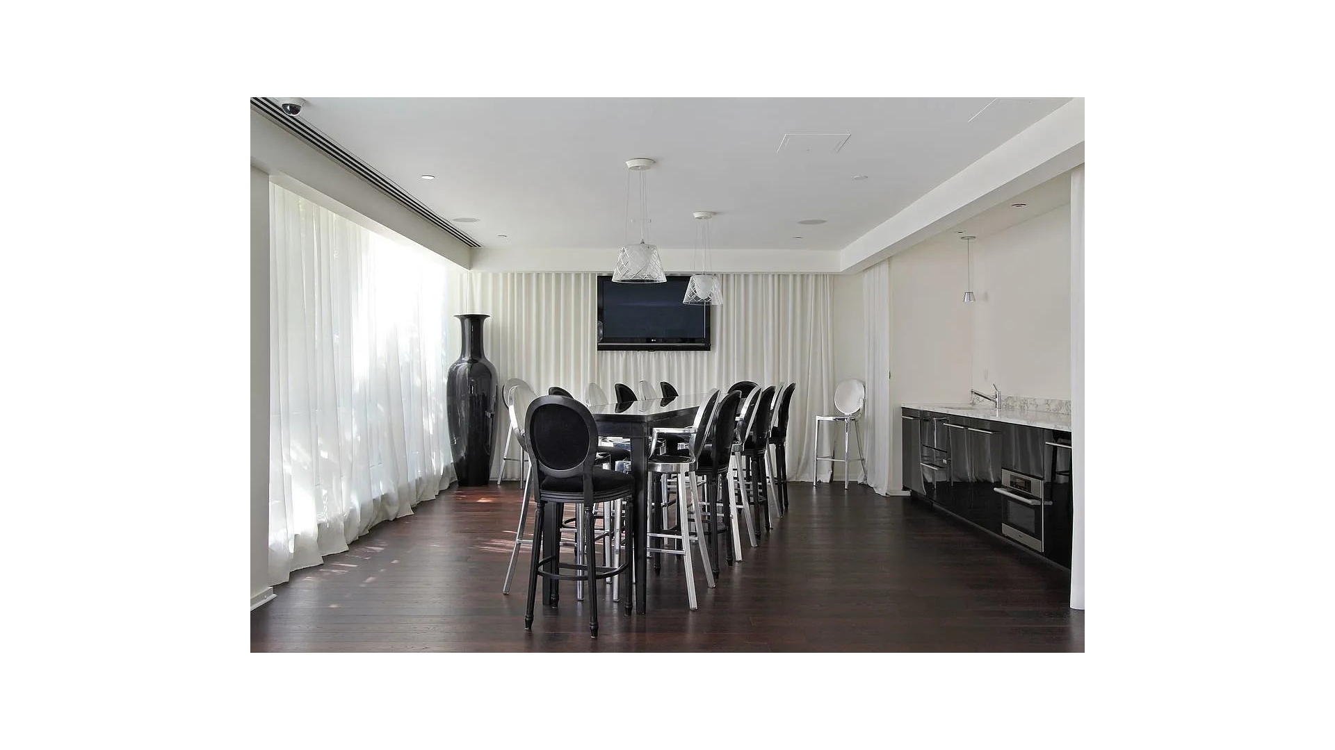 340 East 23rd Street 3B Gramercy Park New York NY 10010