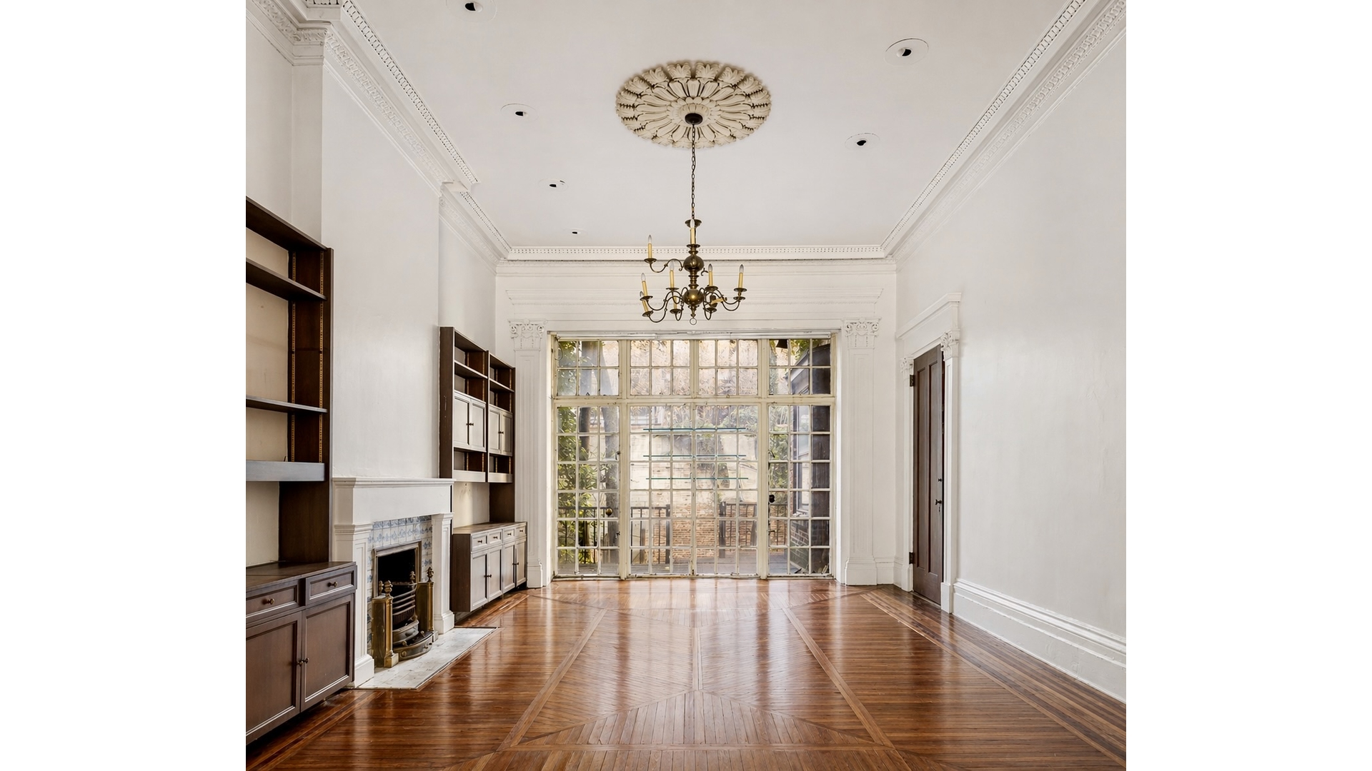 10 West 9th Street Greenwich Village New York NY 10011