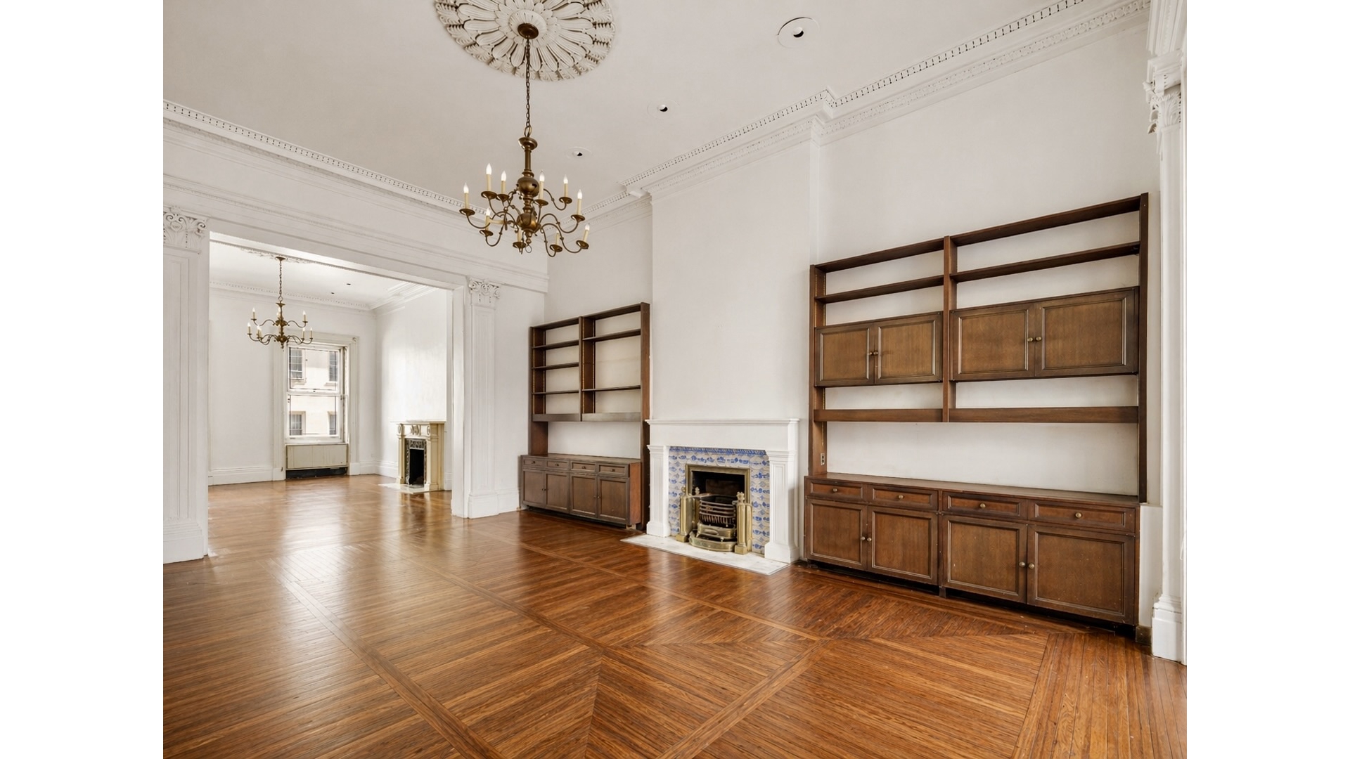 10 West 9th Street Greenwich Village New York NY 10011