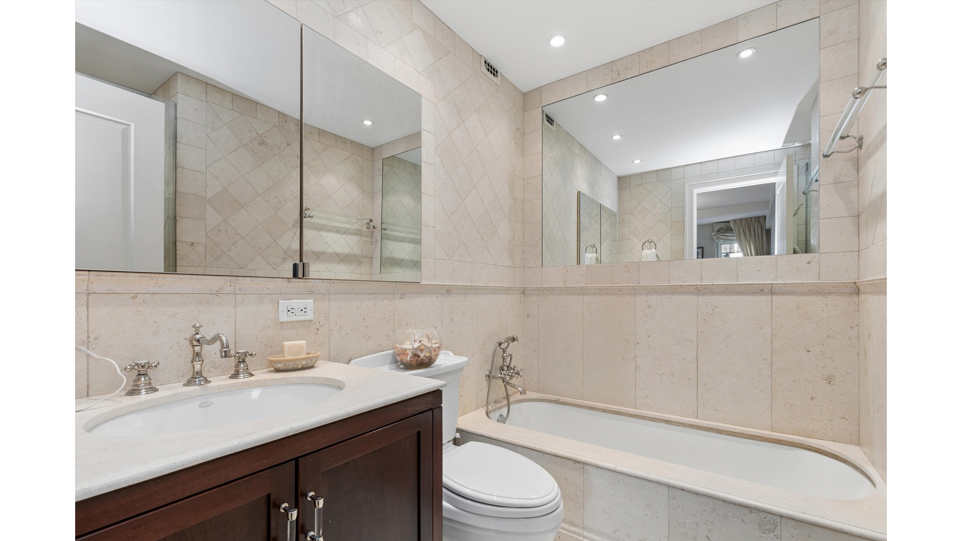 875 Fifth Avenue 5C Upper East Side New York NY 10065