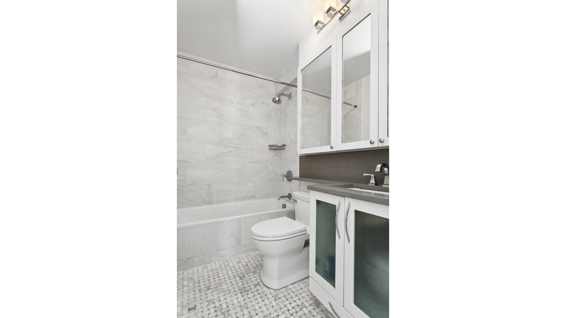 377 Rector Place Battery Park City New York NY 10280