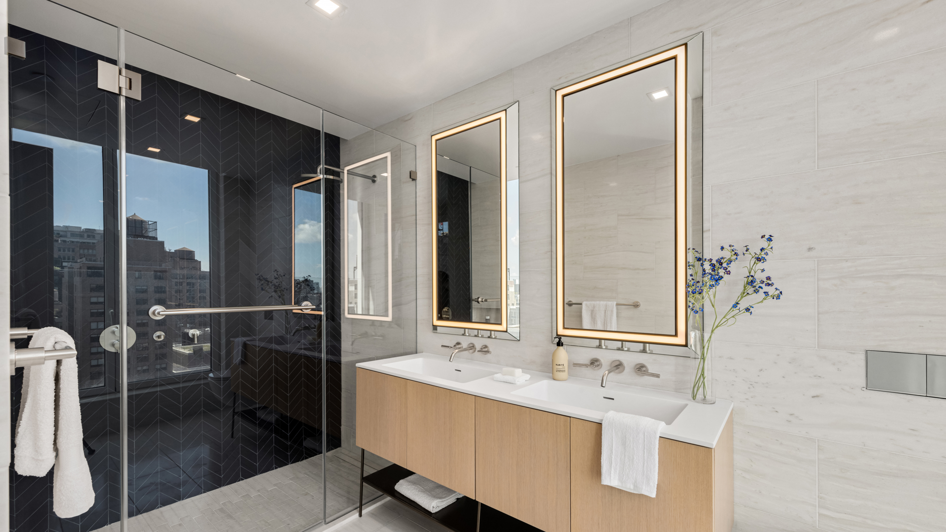 215 West 28th Street 16A Chelsea New York NY 10001