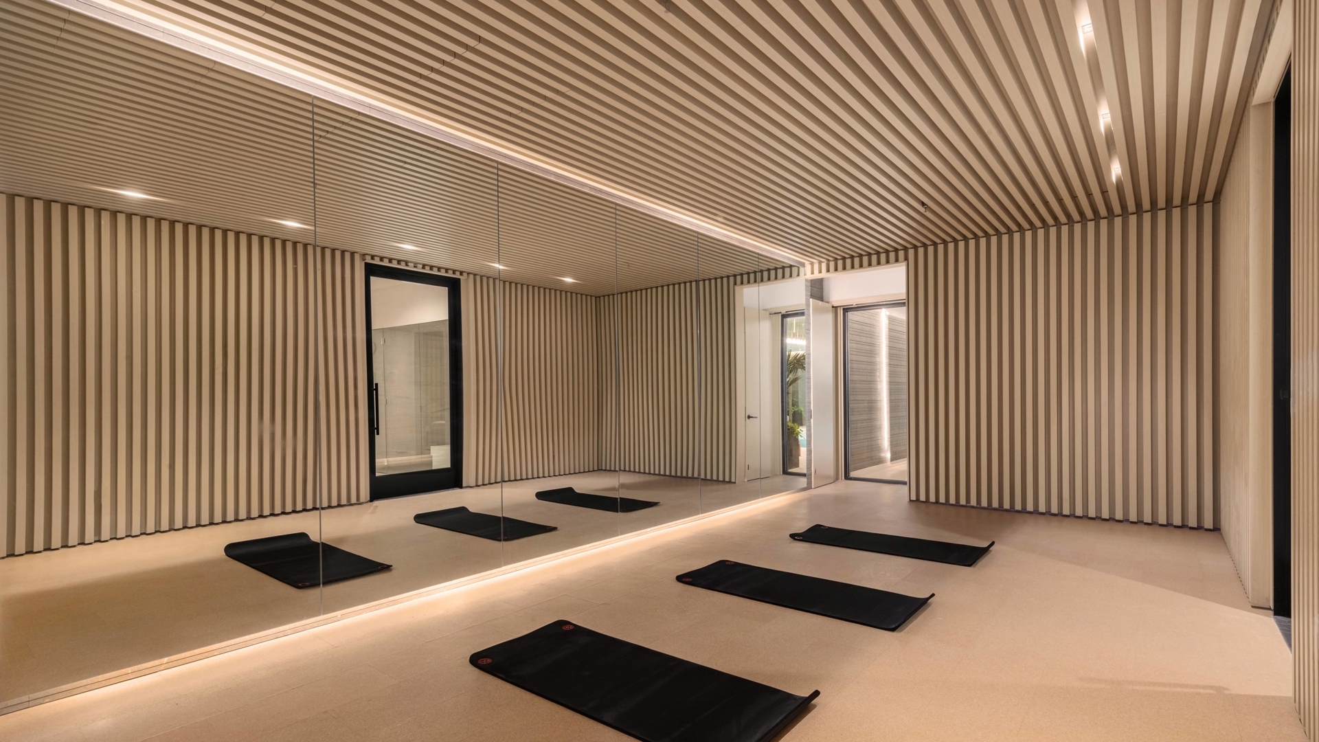 215 West 28th Street 16A Chelsea New York NY 10001