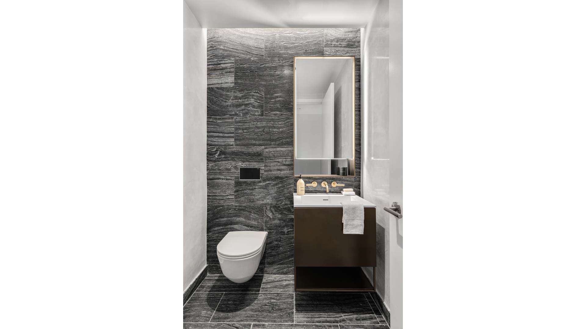 215 West 28th Street 18B Chelsea New York NY 10001