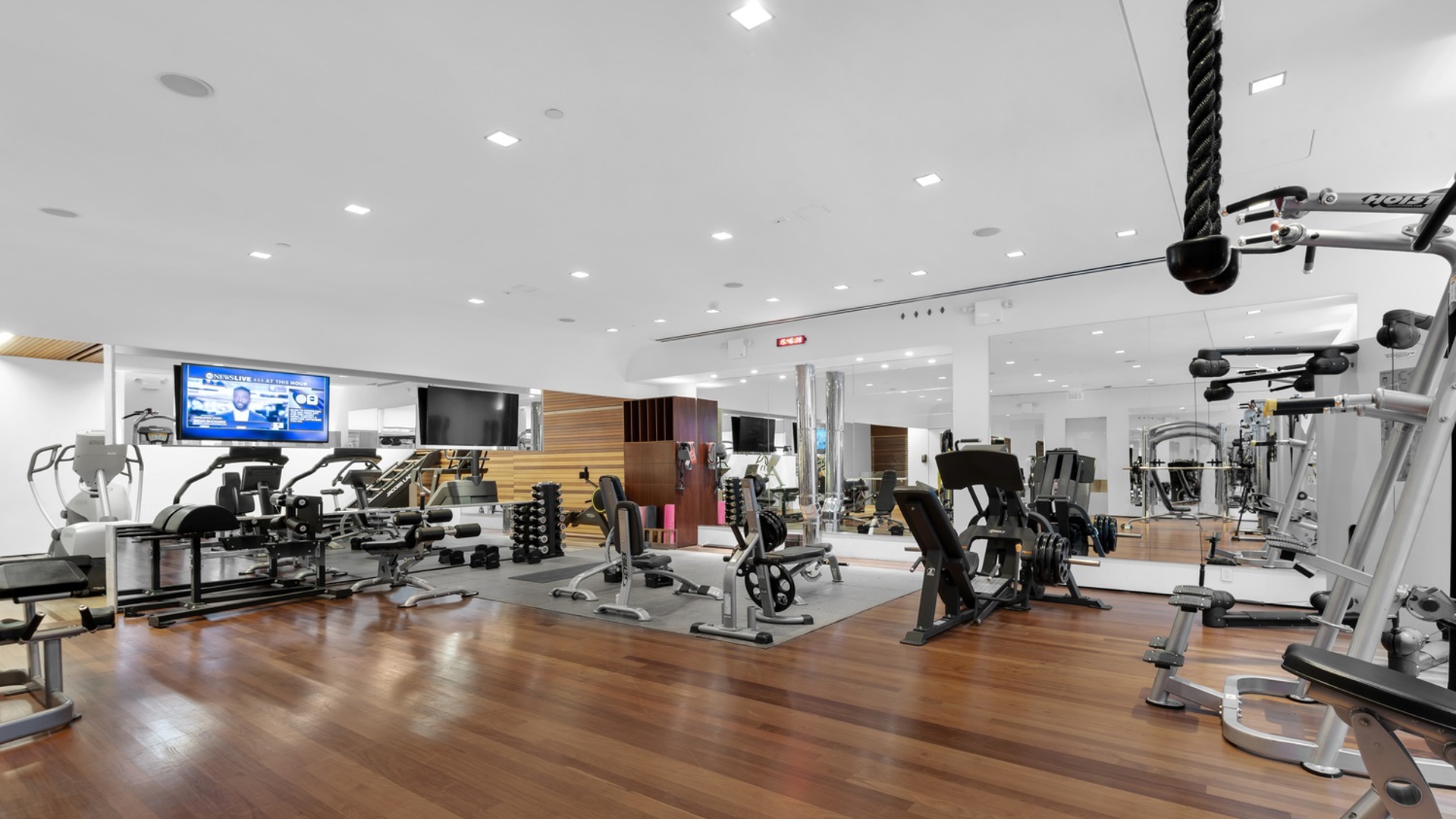 60 East 55th Street Midtown East New York NY 10022